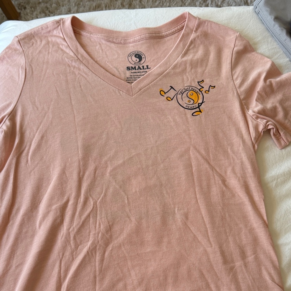 T&C Surf women’s tee